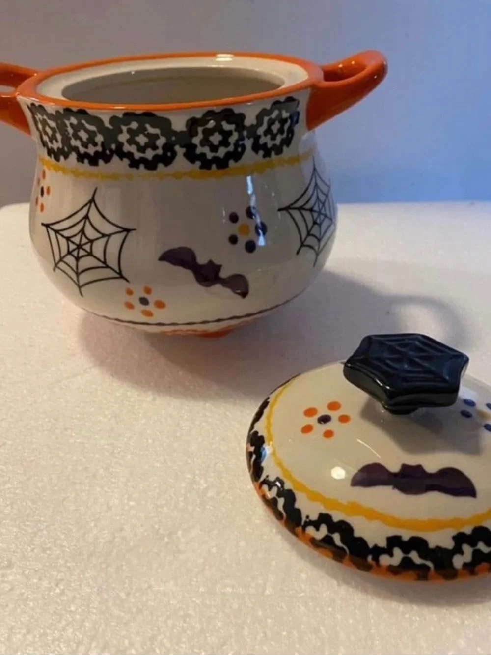 Temptations boofetti Halloween Ceramic crocks  with figura Lids - Orange & black